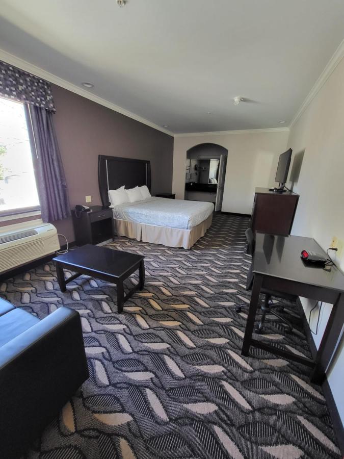 Palace Inn Sam Houston Race Park West Road 外观 照片