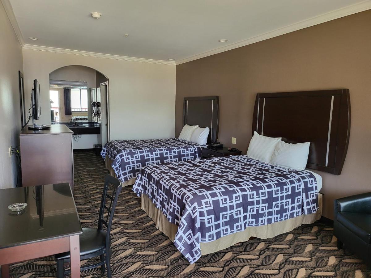 Palace Inn Sam Houston Race Park West Road 外观 照片