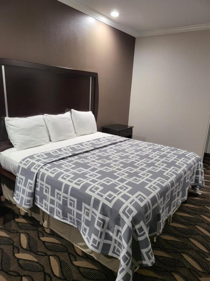 Palace Inn Sam Houston Race Park West Road 外观 照片