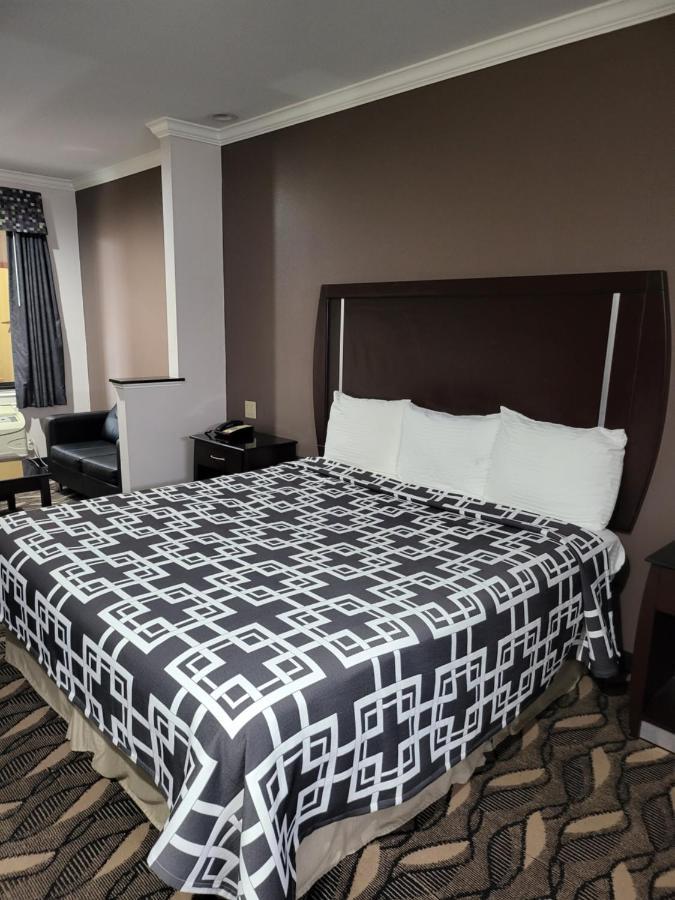 Palace Inn Sam Houston Race Park West Road 外观 照片