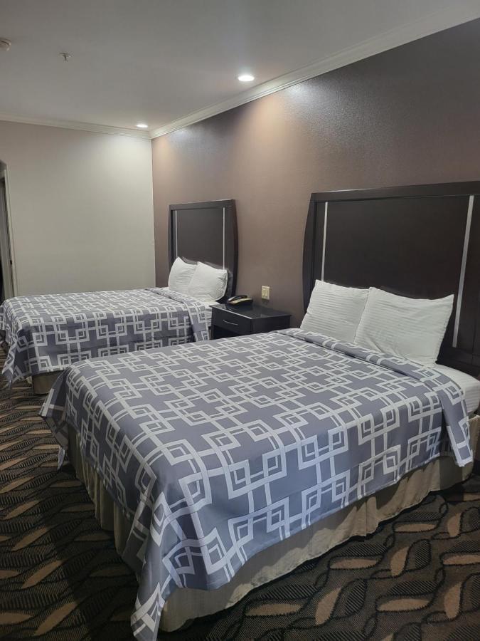 Palace Inn Sam Houston Race Park West Road 外观 照片