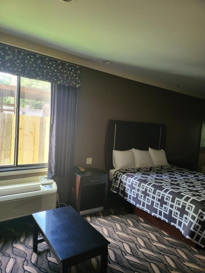 Palace Inn Sam Houston Race Park West Road 外观 照片